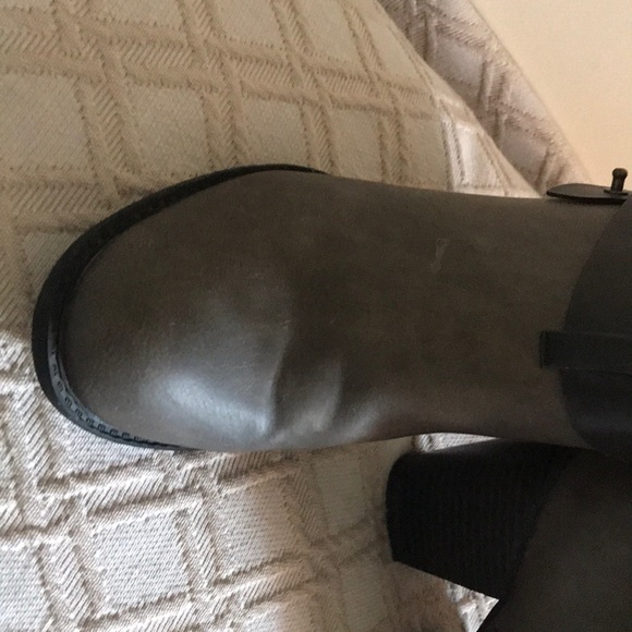 XOXO grey/brown booties - Picture 4 of 8